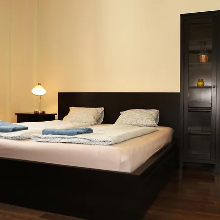 Center In Middle Of Apartment